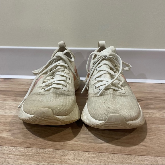 Nike React Infinity Running Shoes - Picture 4 of 8